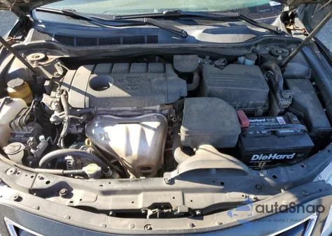 2011 Toyota Camry Base z USA, uszkodzony, nr VIN 4T1BF3EK4BU172199